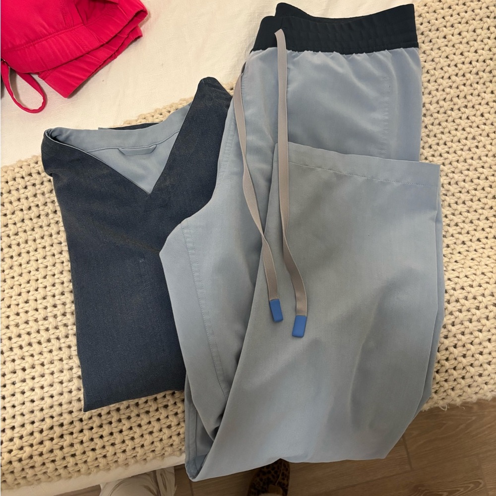 Figs Reversible Set, Large - image 1